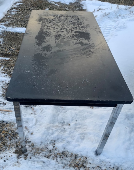 SteelFrameTable 530x671